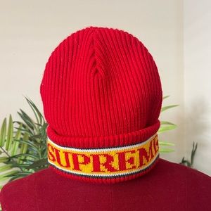 SUPREME beanie